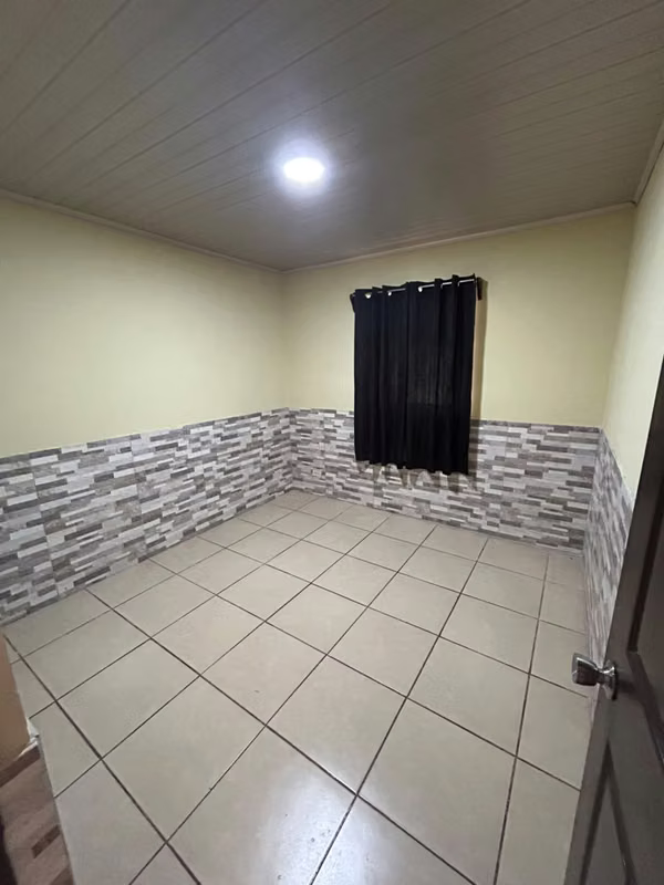 Casa amplia en Aguacaliente de Cartago 7