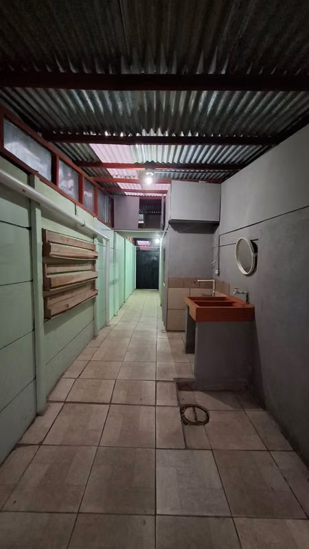 Casa amplia en Aguacaliente de Cartago 8