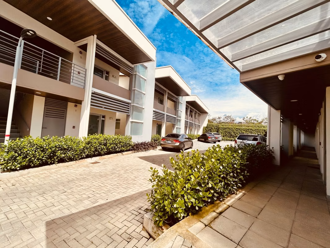 Moderno apartamento tipo estudio en San Pablo de Heredia 1