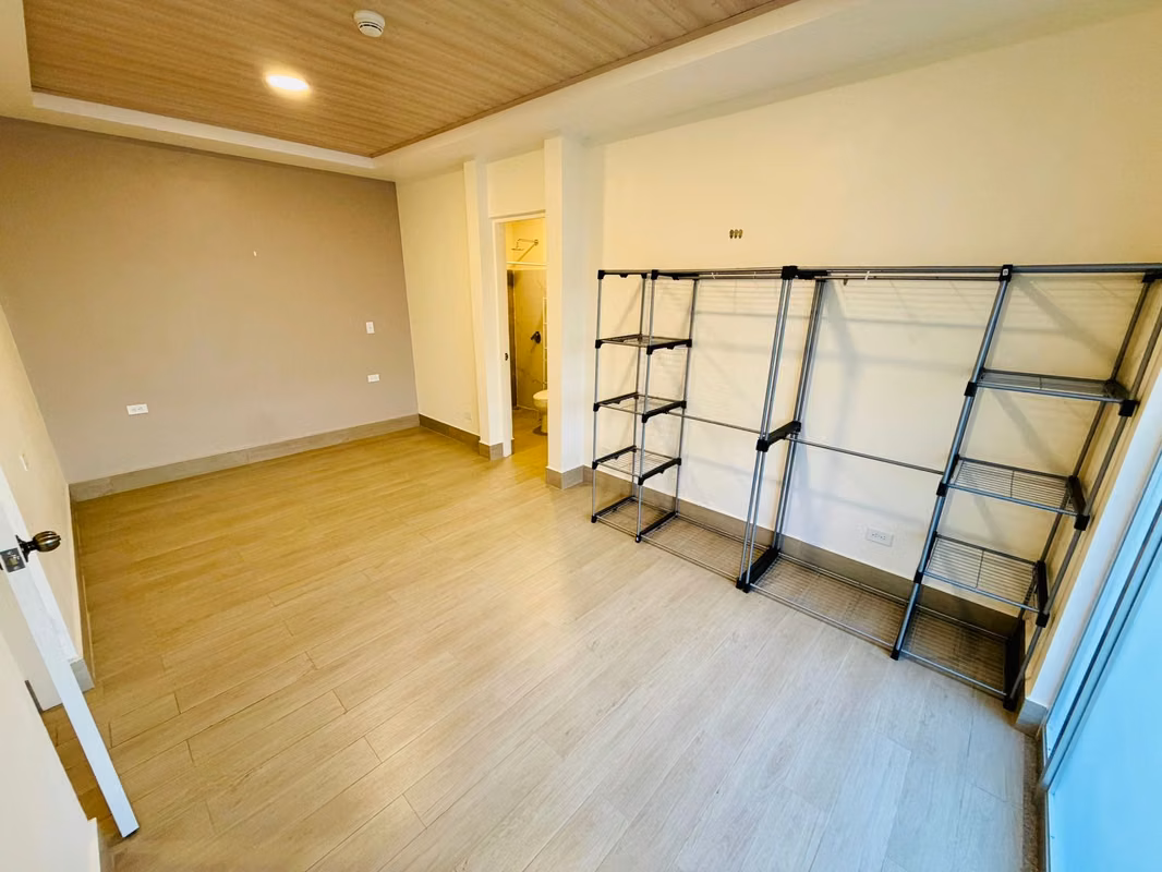 Moderno apartamento tipo estudio en San Pablo de Heredia 4