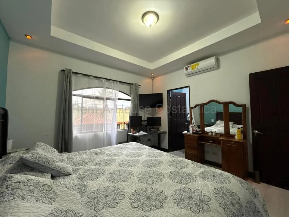 Casa 3 hab. en condominio San Francisco de Heredia 9