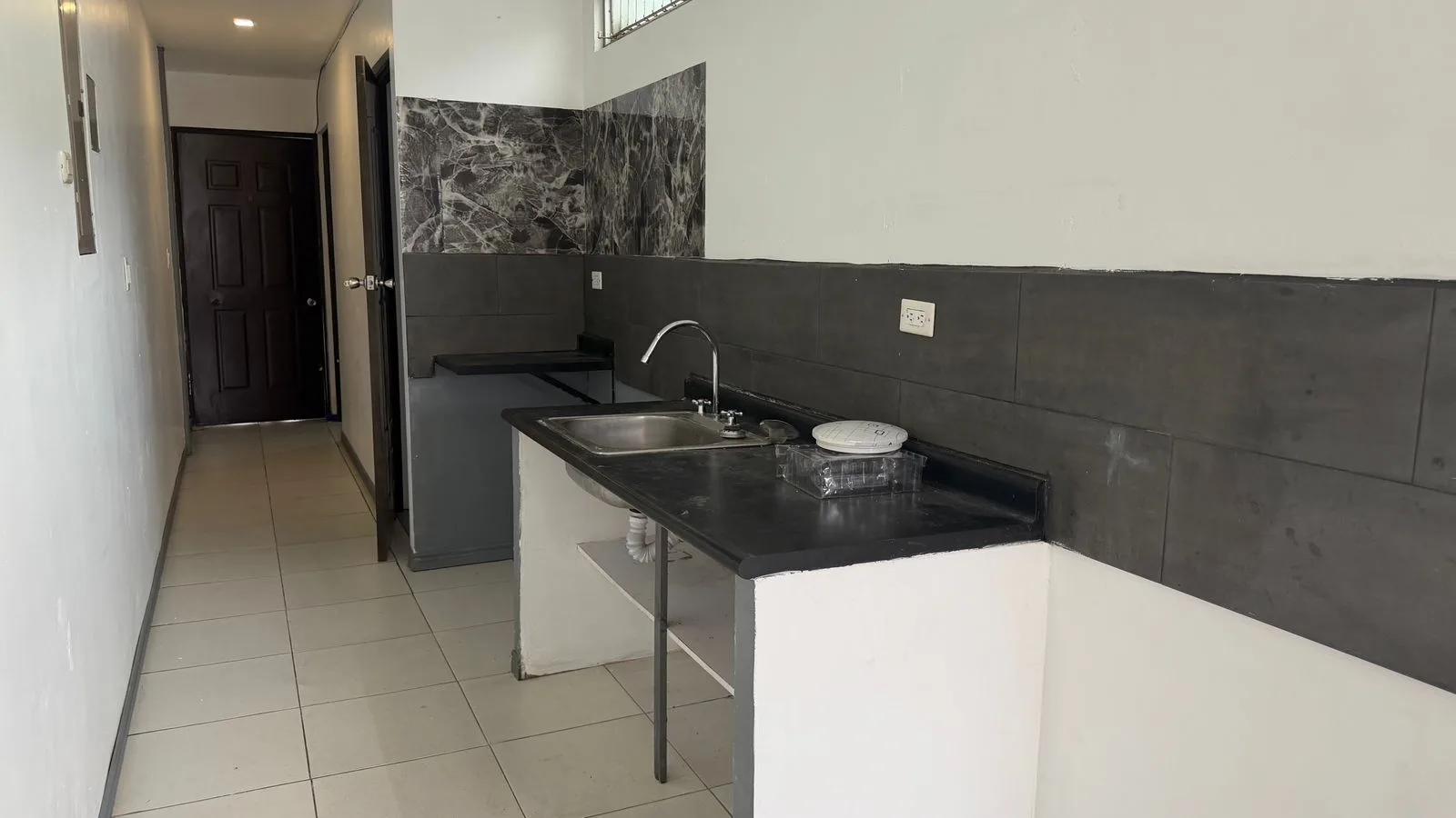 Se alquila Apartamento cerca del Pacifico 5