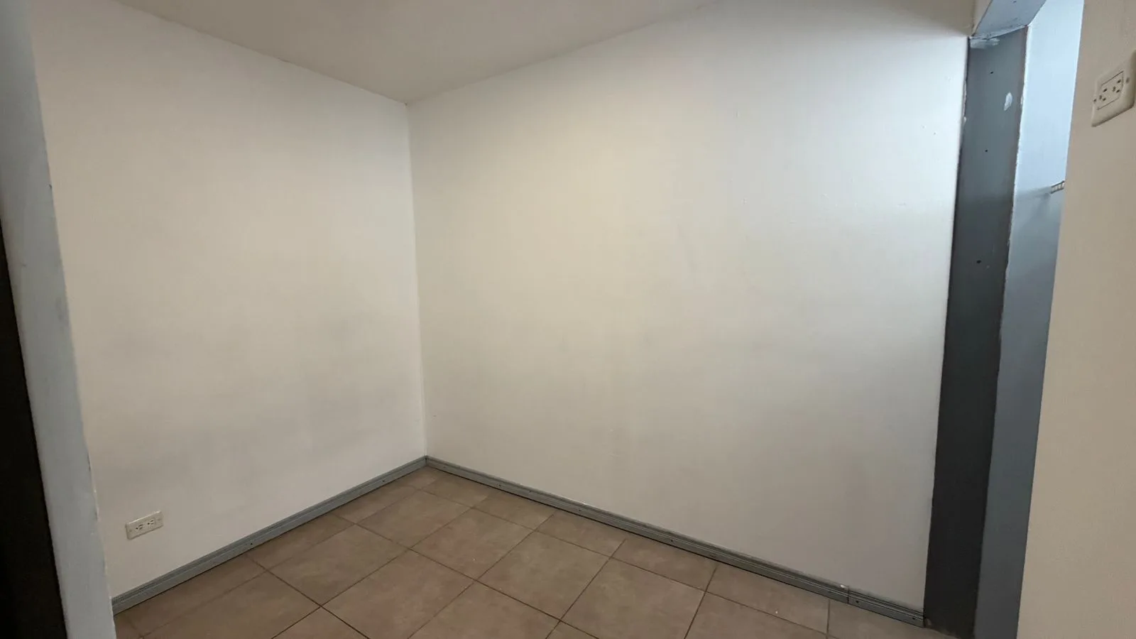 Se alquila Apartamento cerca del Pacifico 6