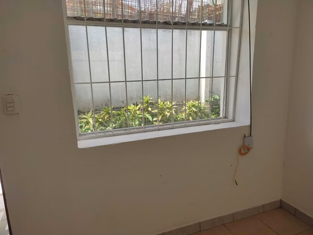 Amplio apartamento de 2 habitaciones cerca del TEC 8