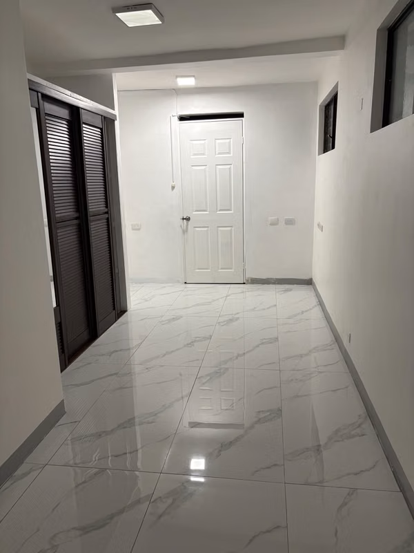 Apartamento en segunda planta con buena vista en Campo Verde 8