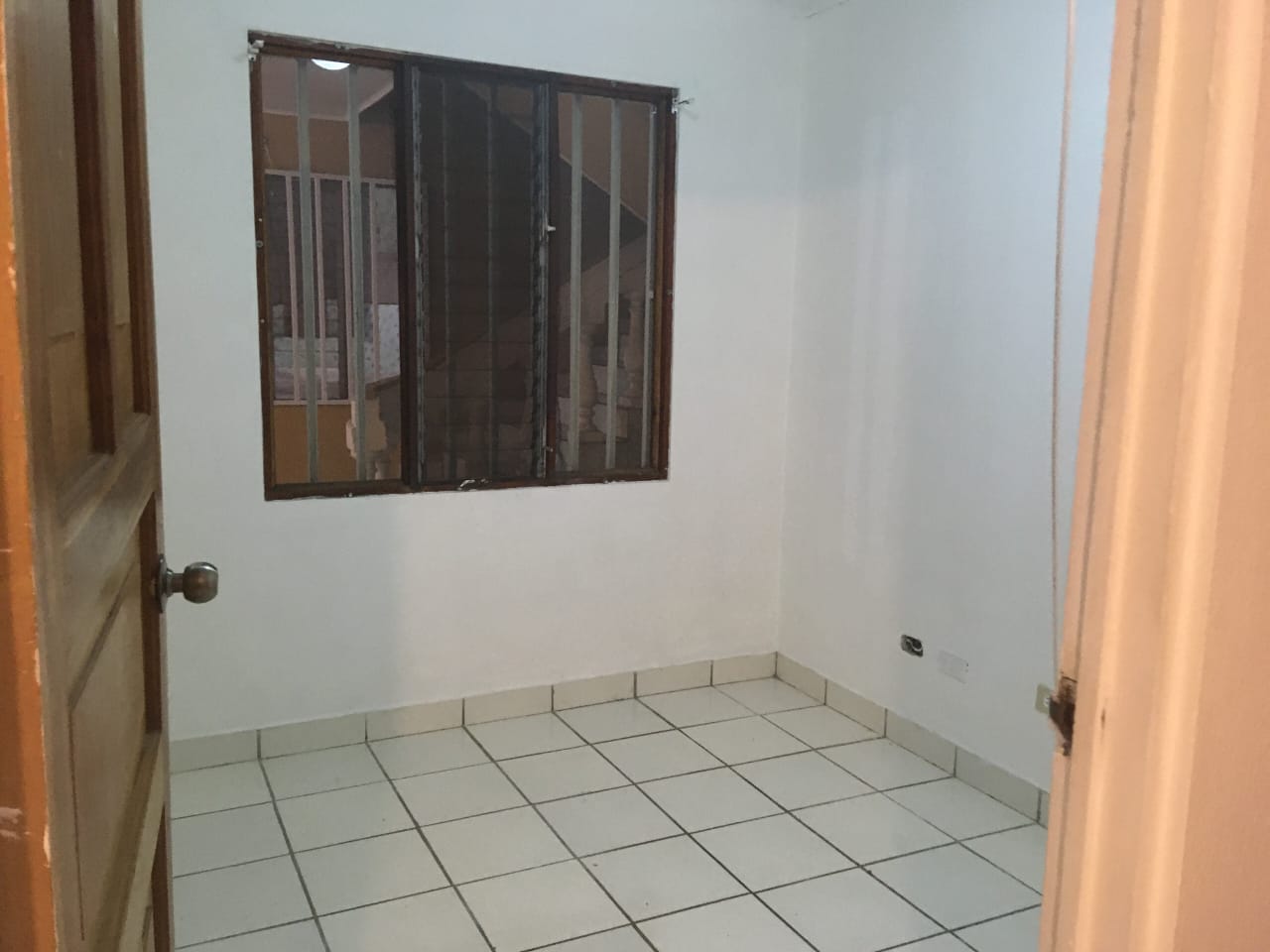 ALQUILER DE APARTAMENTO – SANTO DOMINGO DE HEREDIA 6