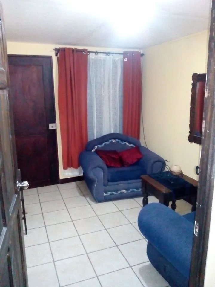 Alquiler de Apartamento Pequeño, Amoblado y TODOS los servic 4