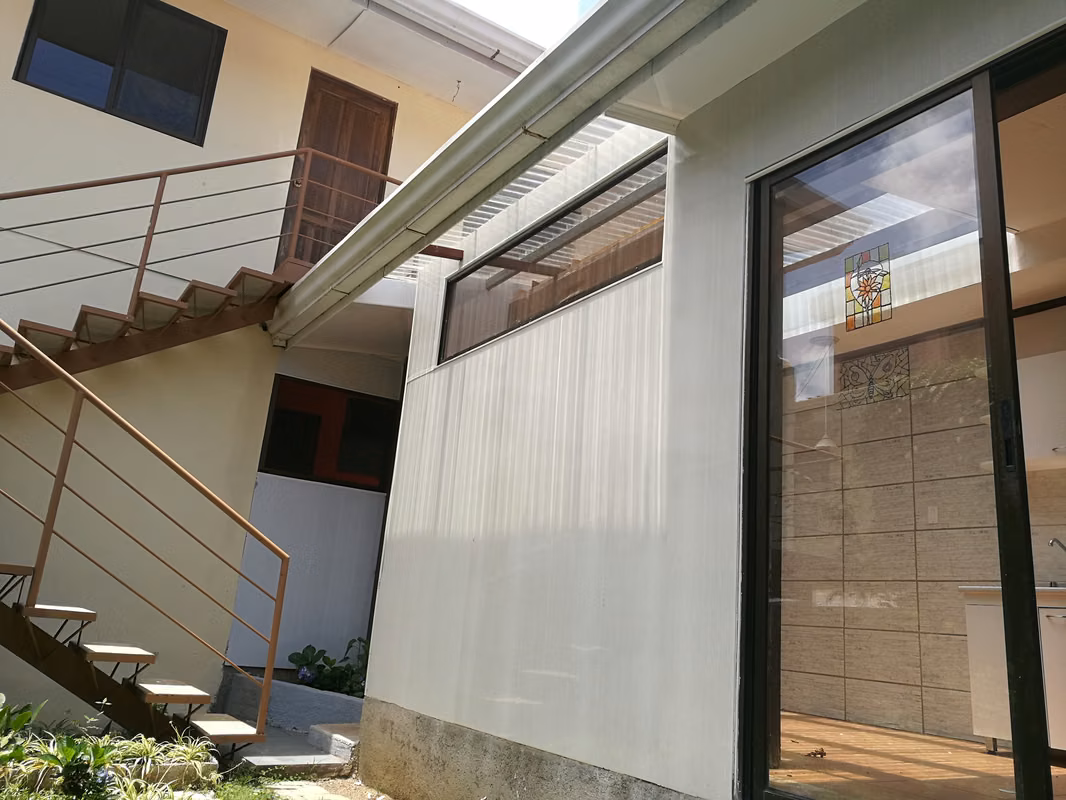 Apartamentos de 1 y 2 habitaciones en Pinares, Curridabat 10