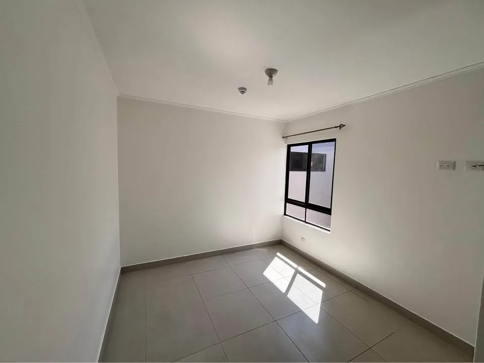 APARTAMENTO EN ALQUILER CONDOMINIO EN SAN FRANCISCO HEREDIA