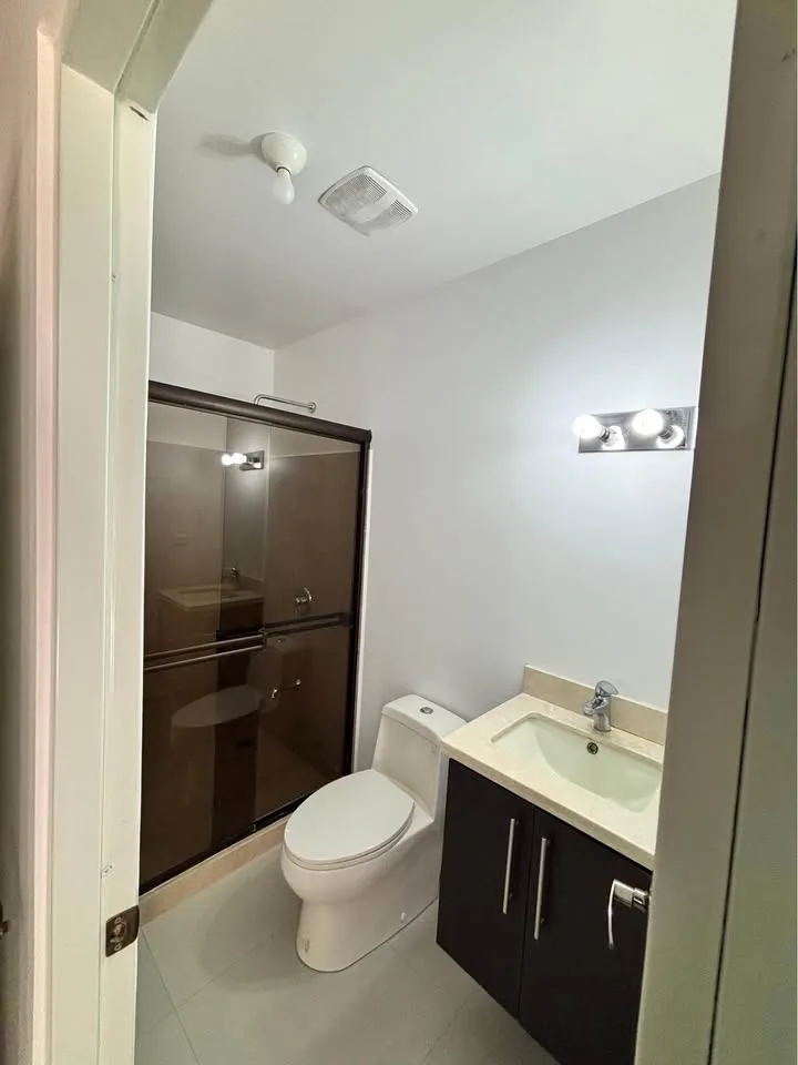 APARTAMENTO EN ALQUILER CONDOMINIO EN SAN FRANCISCO HEREDIA 4