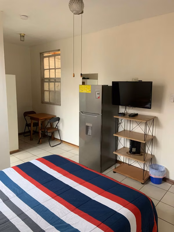 Habitación amueblada cerca del Parque Central de San José 7