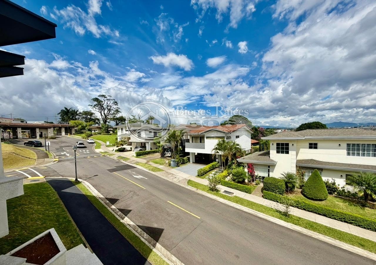 HERMOSO ACOGEDOR Y SEGURO APARTAMENTO EN CONDOMINIO 11