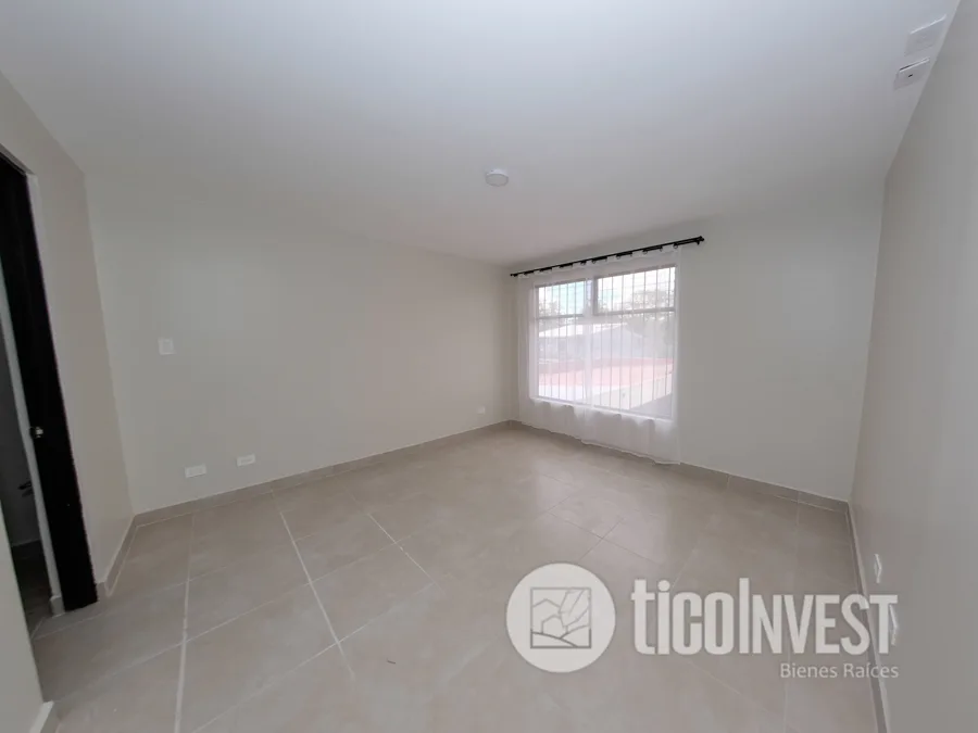 Condominio en alquiler en Curridabat 3