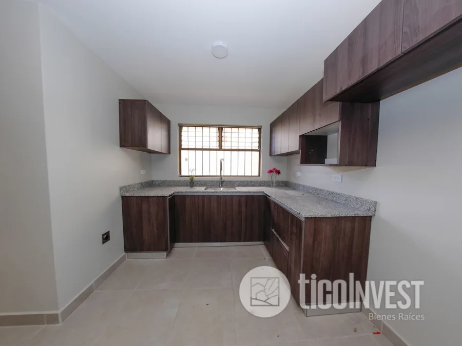 Condominio en alquiler en Curridabat 5