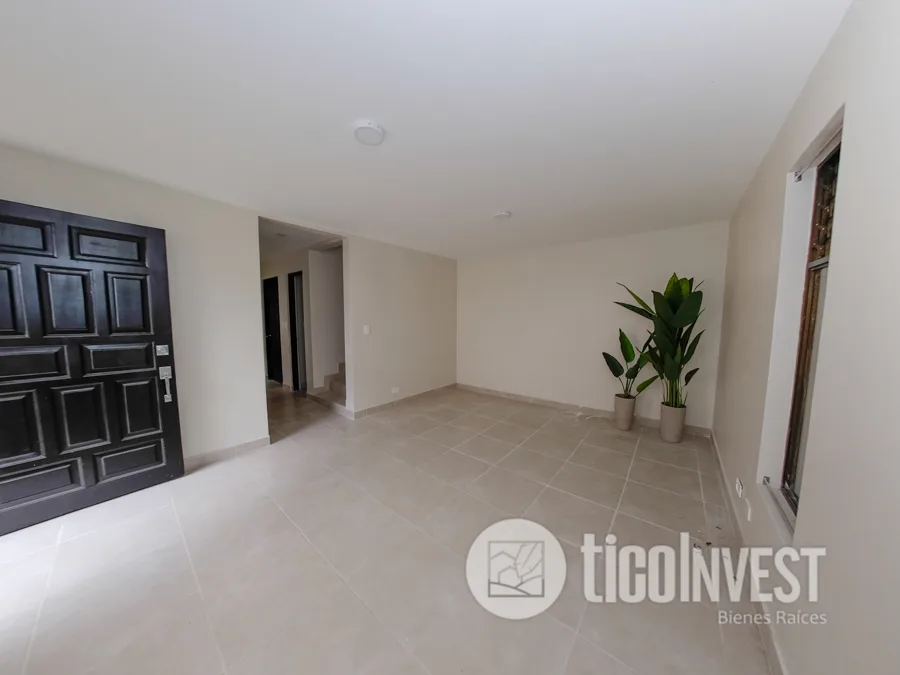 Condominio en alquiler en Curridabat 9