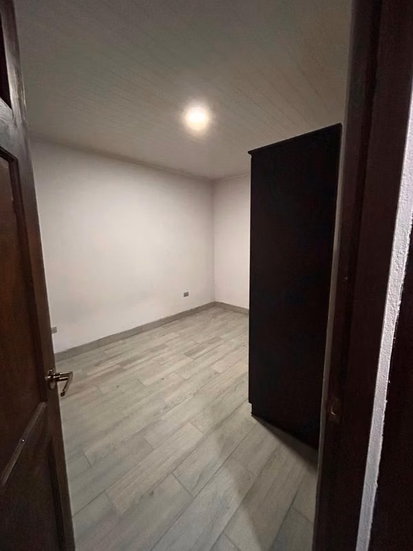 Hermoso apartamento en Heredia, ideal para vivir cómodamente 3