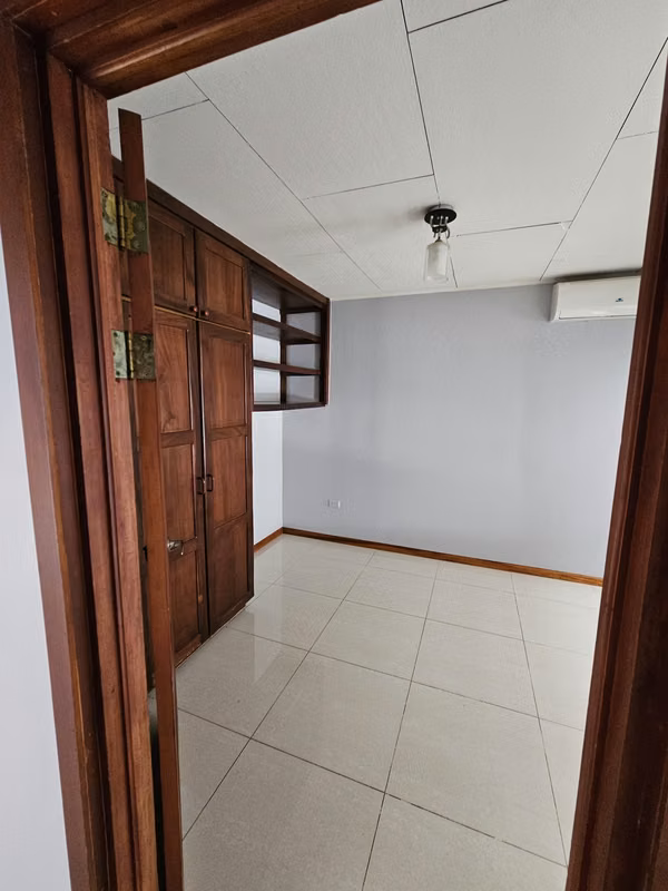 Casa cómoda y amplia en Urbanización Las Tres Marías, San Ramón 14
