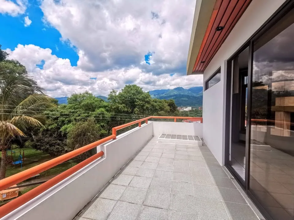 Casa 3 pisos en Sabana Sur, San José 2