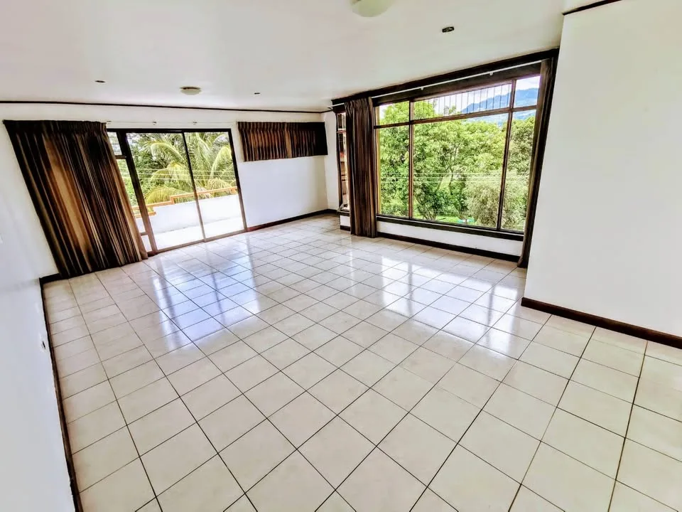 Casa 3 pisos en Sabana Sur, San José 12