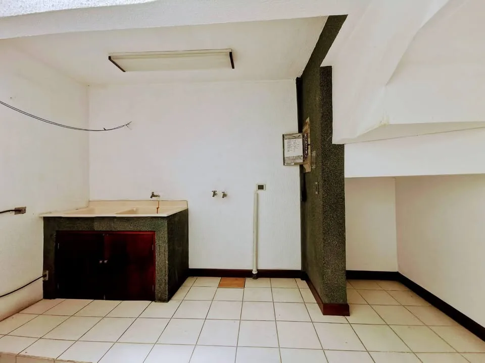 Casa 3 pisos en Sabana Sur, San José 5