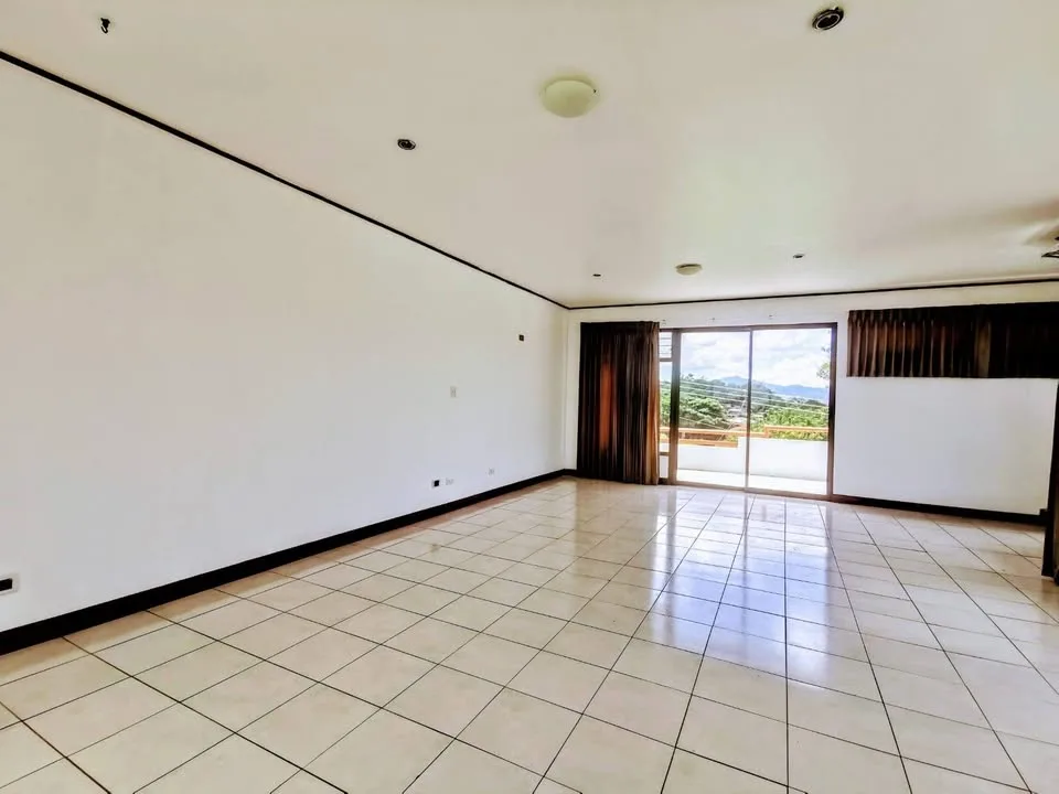 Casa 3 pisos en Sabana Sur, San José 9