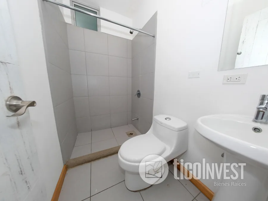 Apartamento / Estudio en alquiler en Curridabat 7
