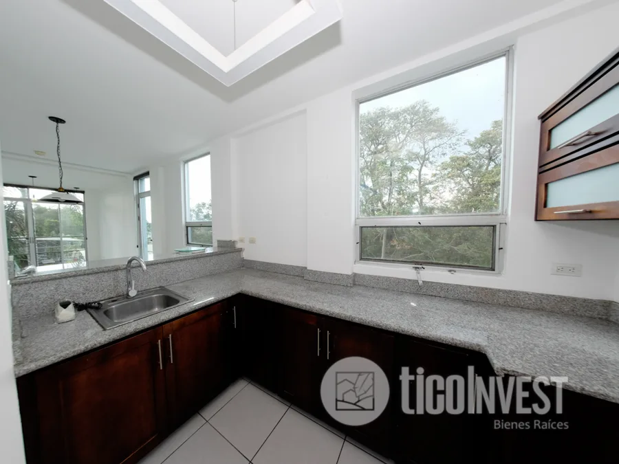 Apartamento / Estudio en alquiler en Curridabat 10