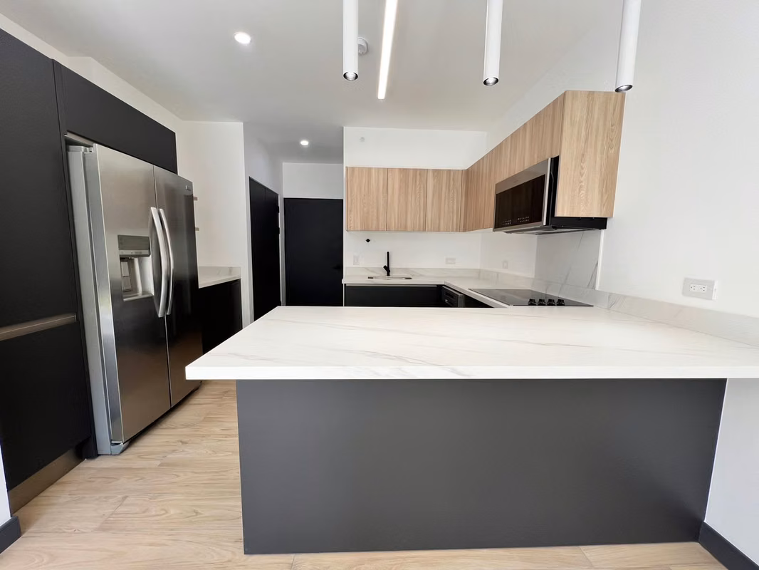 Apartamento Nuevo en Hermoso Condominio en Santa Ana 15
