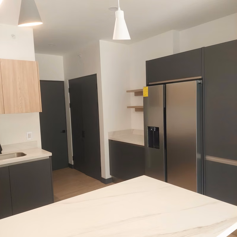 Apartamento Nuevo en Hermoso Condominio en Santa Ana 3