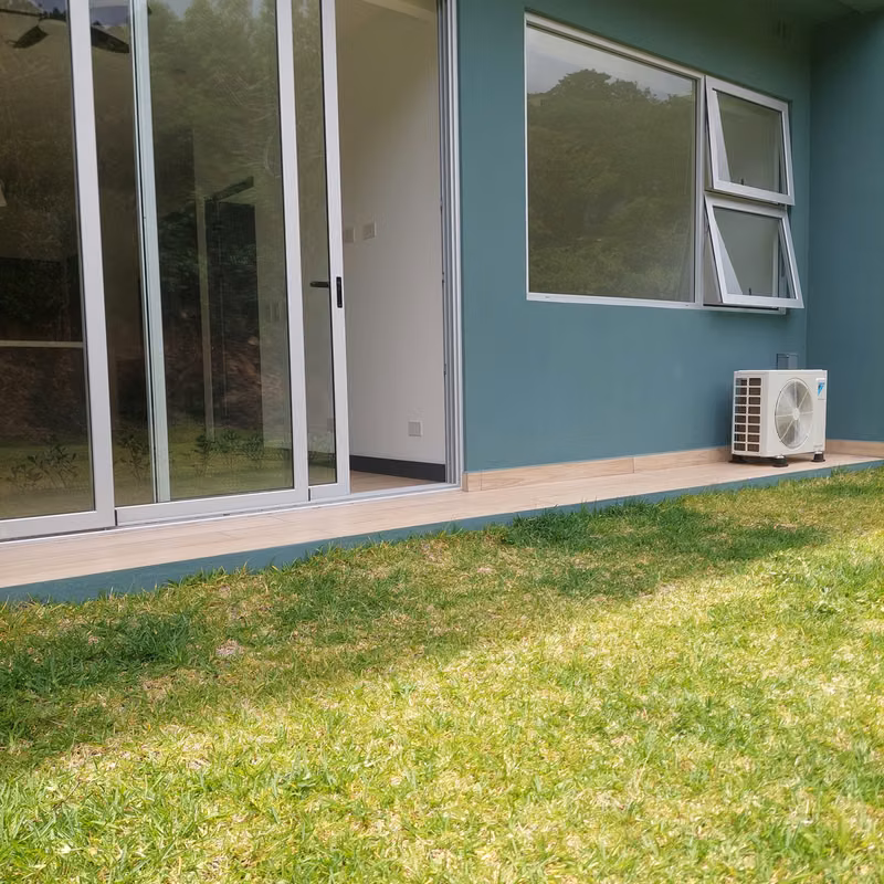 Apartamento Nuevo en Hermoso Condominio en Santa Ana 9