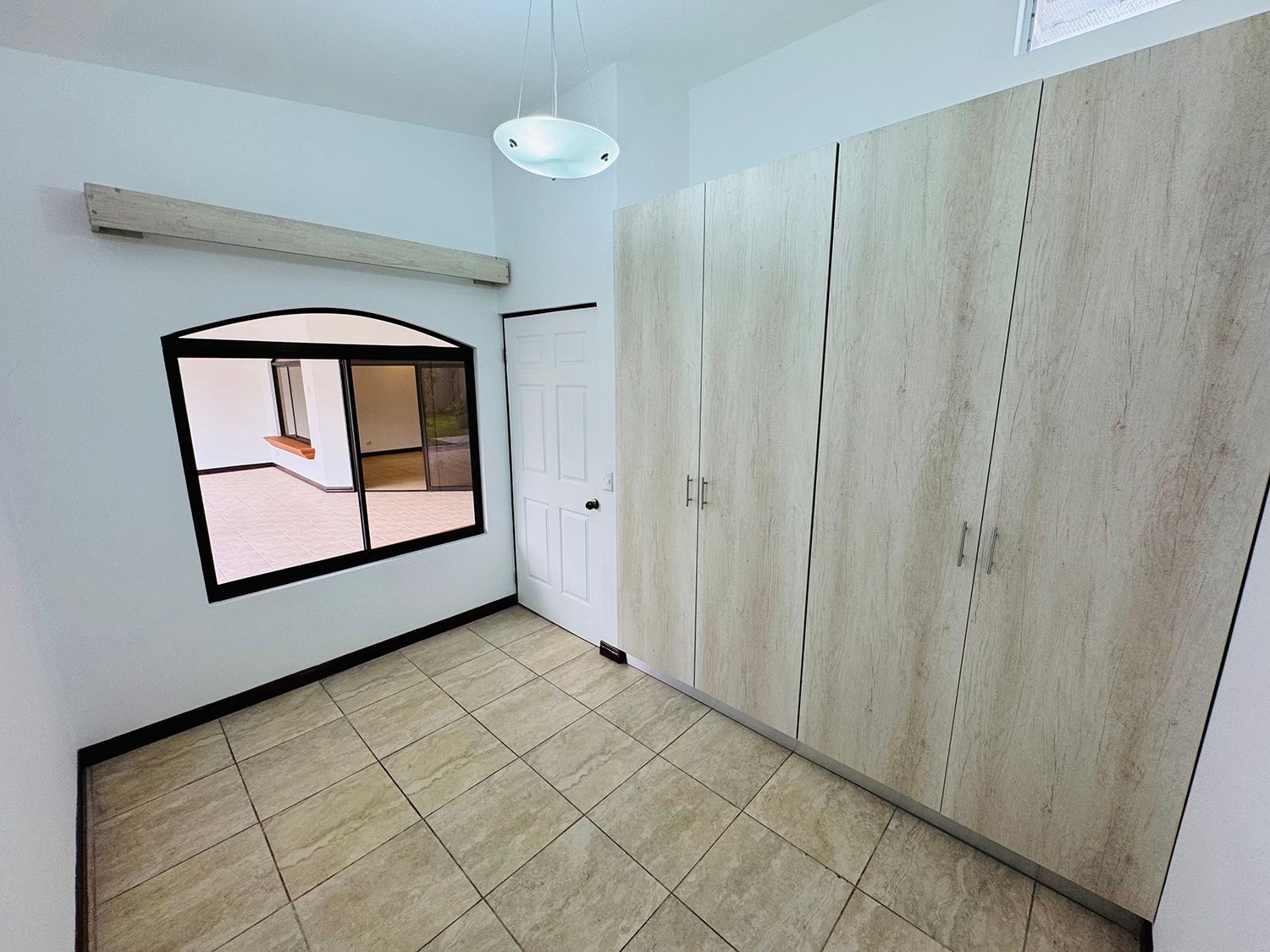 Espaciosa casa residencial de 420 m² en Guayabos, Curridabat 9