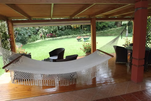 Habitación amueblada en Guachipelín de Escazú 12