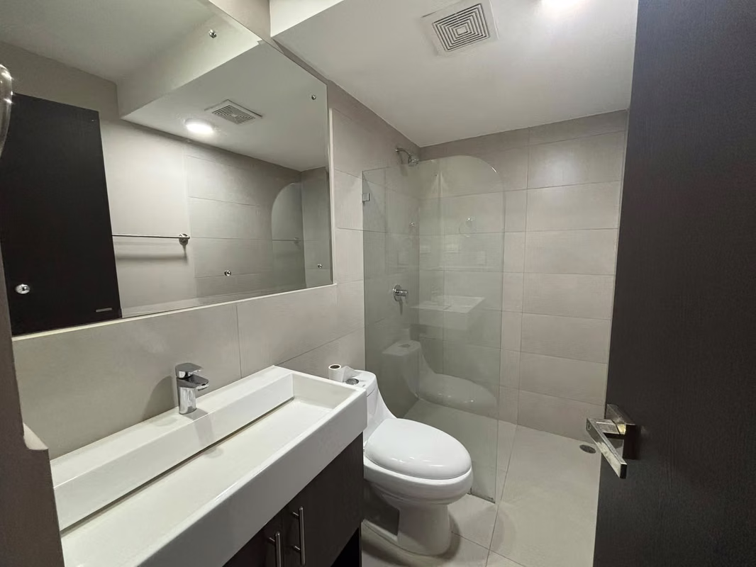 Amplio apartamento en Condominio Altamira, San Pablo, Heredia 15