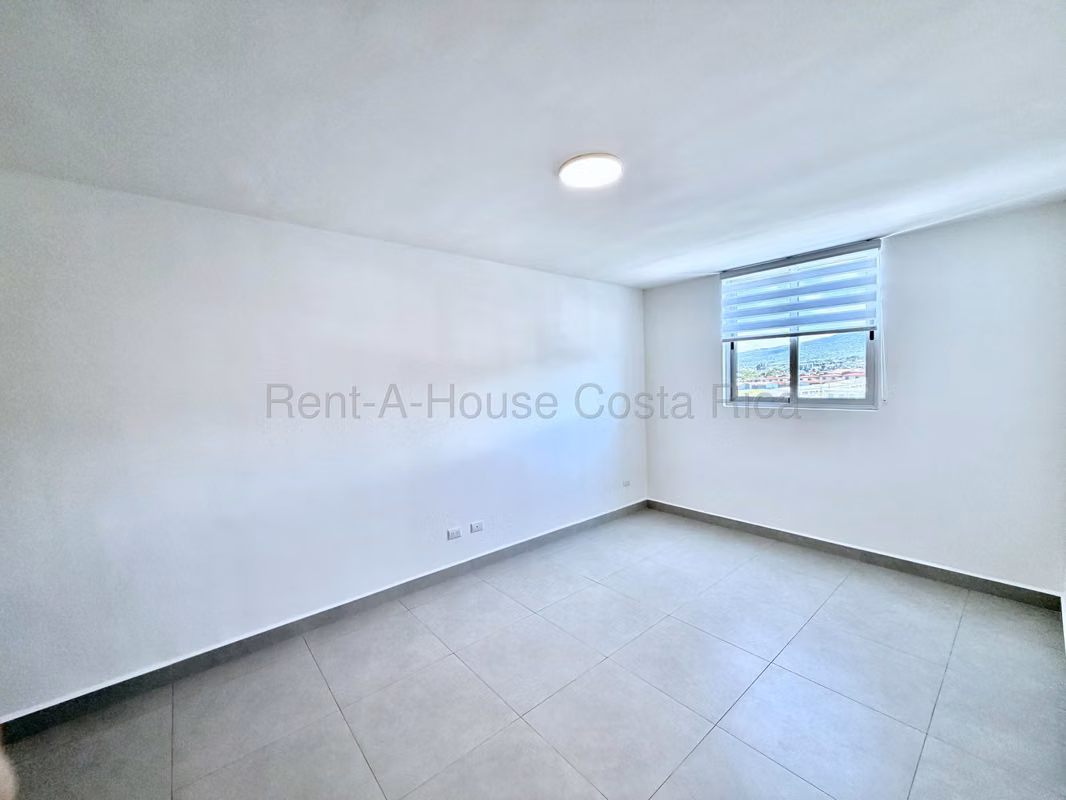 Amplio apartamento en Condominio Altamira, San Pablo, Heredia 6