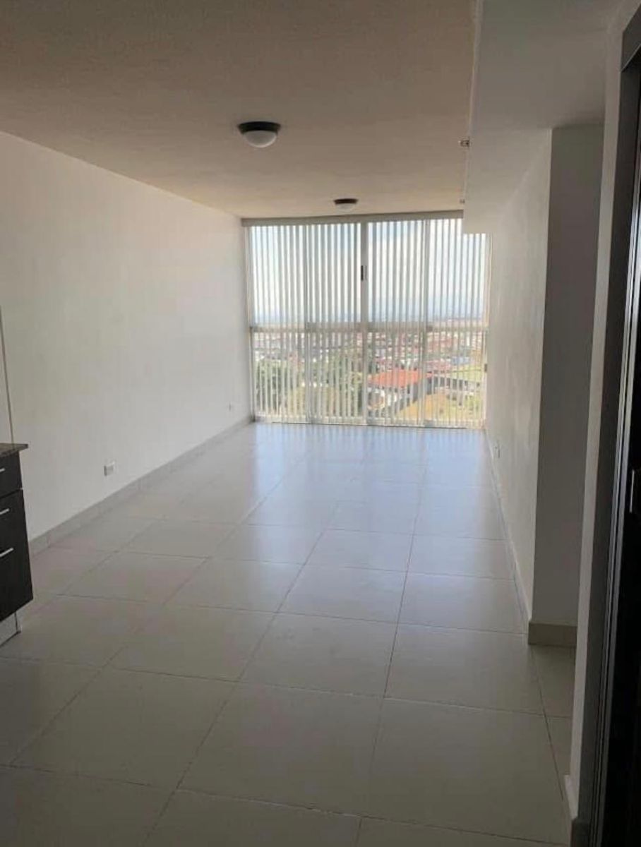 APARTAMENTO EN HEREDIA 4