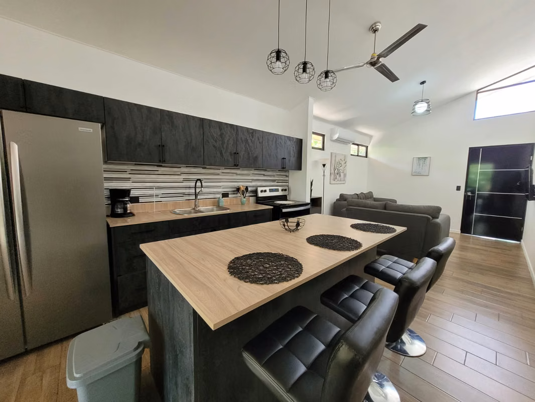 Casa de 3 dormitorios con piscina privada en Tamarindo 4
