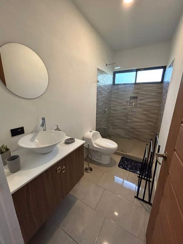 Casa de 3 dormitorios con piscina privada en Tamarindo 10