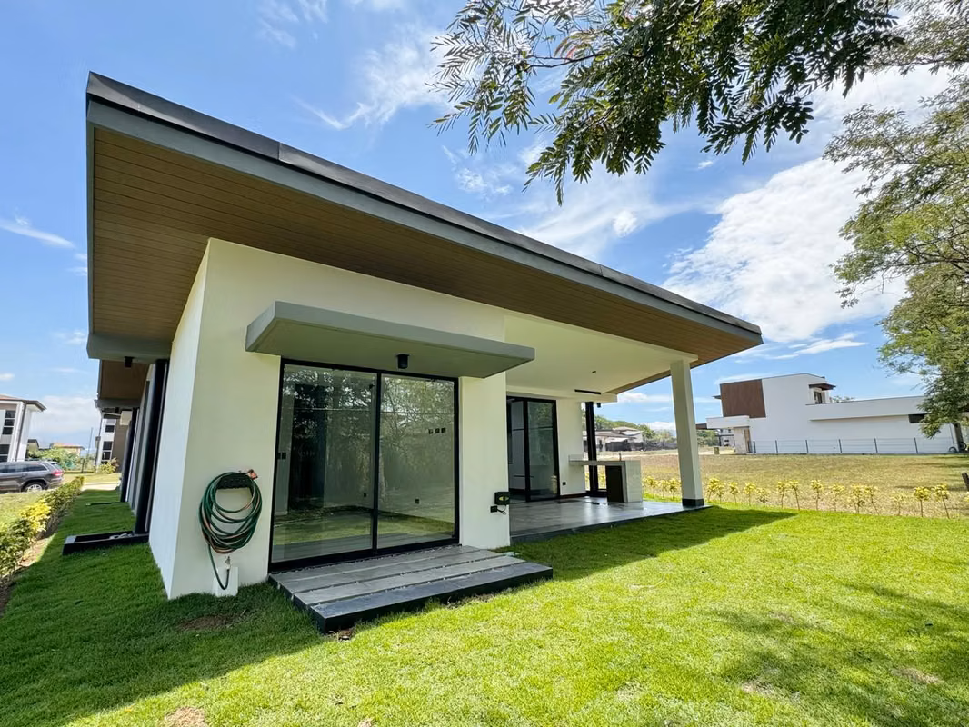 Casa en Hacienda Los Reyes, naturaleza y seguridad 2