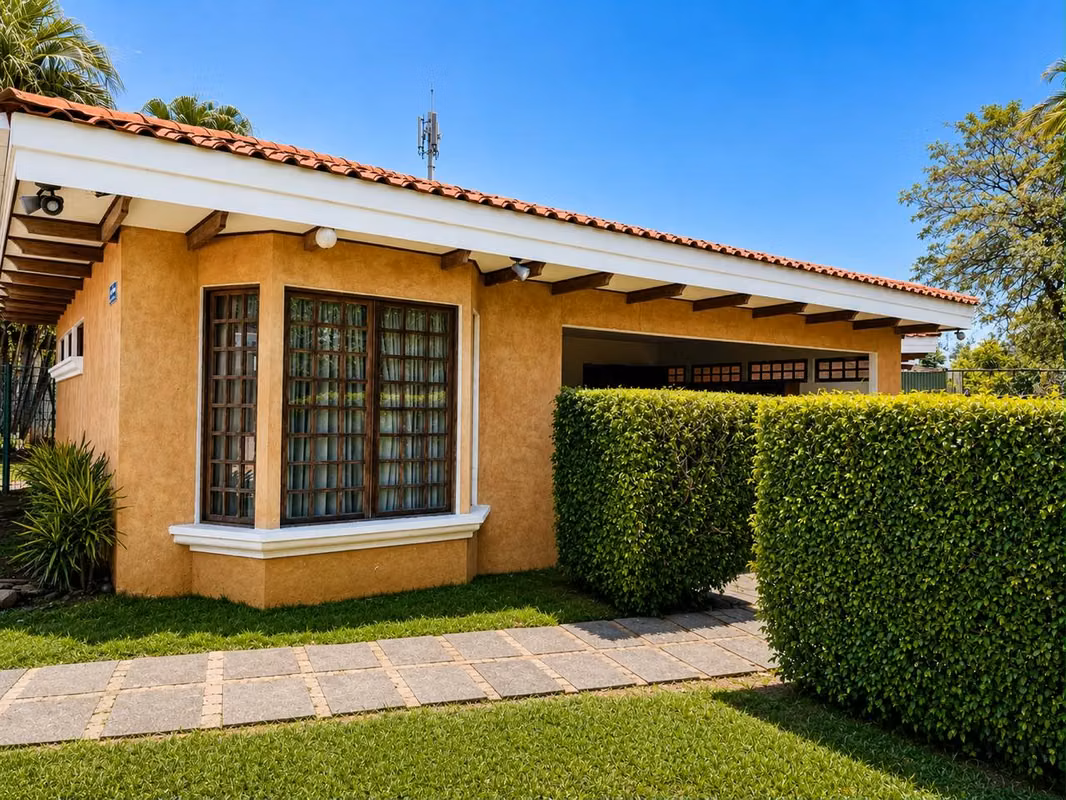 Casa en Hacienda Los Reyes, naturaleza y seguridad 4
