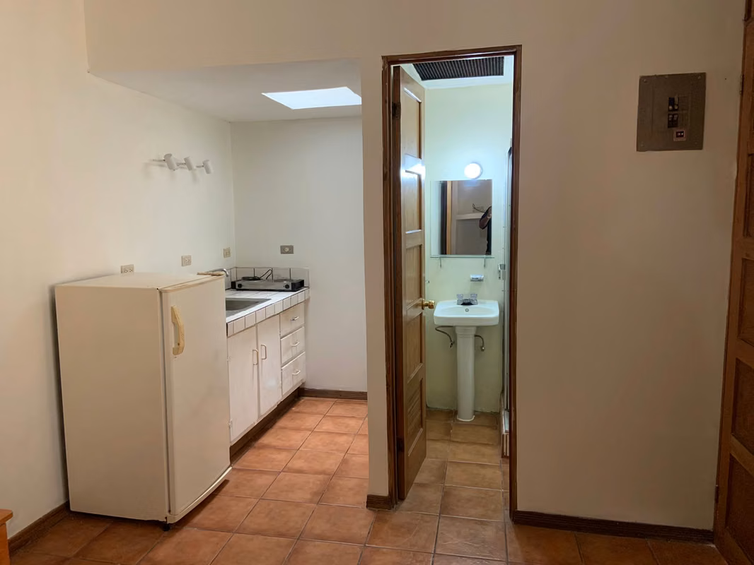 Agradable Studio en San José, cerca del Parque Central 14