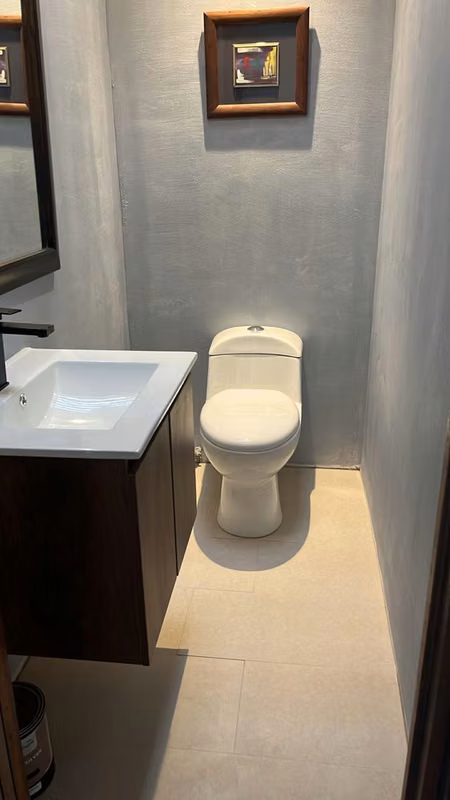 Casa amplia con espacio para parqueo en Mata Redonda 3