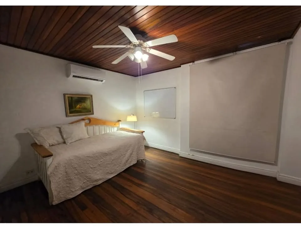 Casa 3 hab. en La Sabana, San José planta única 4