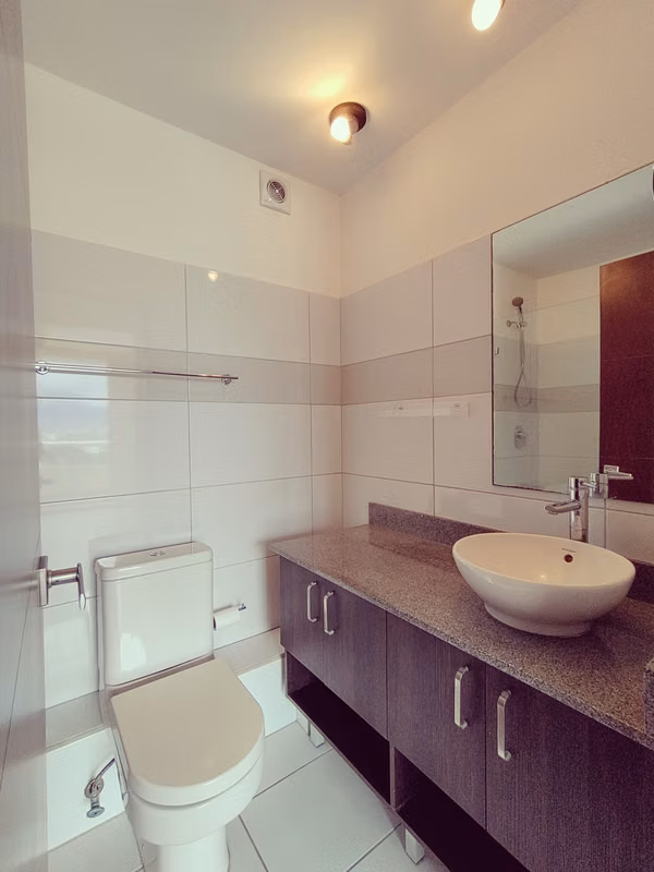 Apartamento con hermosa vista en piso 7 en Heredia 11