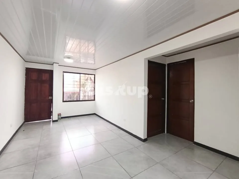 Casa remodelada 2 hab. en Sabanilla de Montes de Oca 11