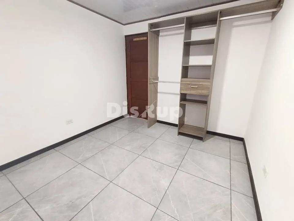 Casa remodelada 2 hab. en Sabanilla de Montes de Oca 5