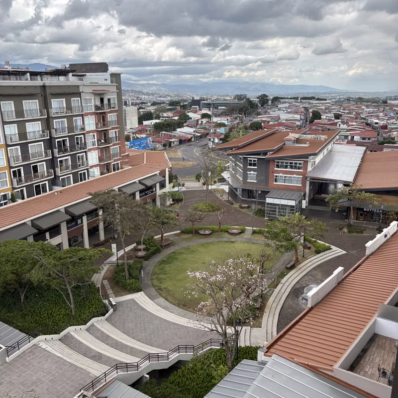 Amplio apartamento Premium en Santa Verde, Heredia
