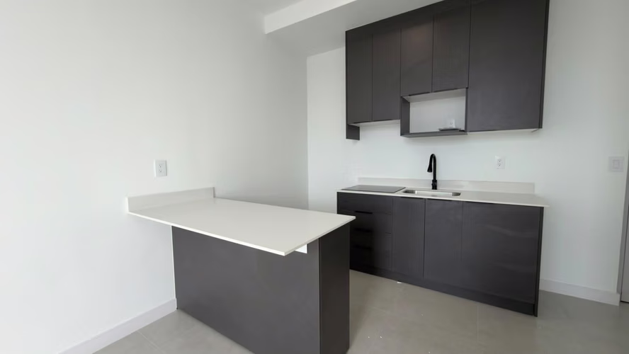 Moderno apartamento en Torre Sky Garden, Nunciatura 2