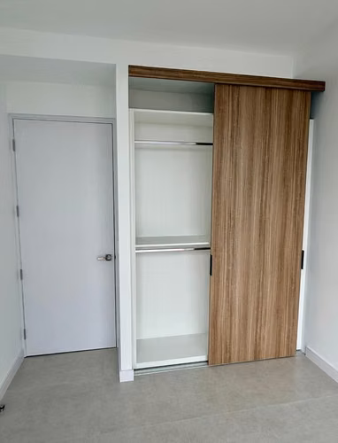 Moderno apartamento en Torre Sky Garden, Nunciatura 9
