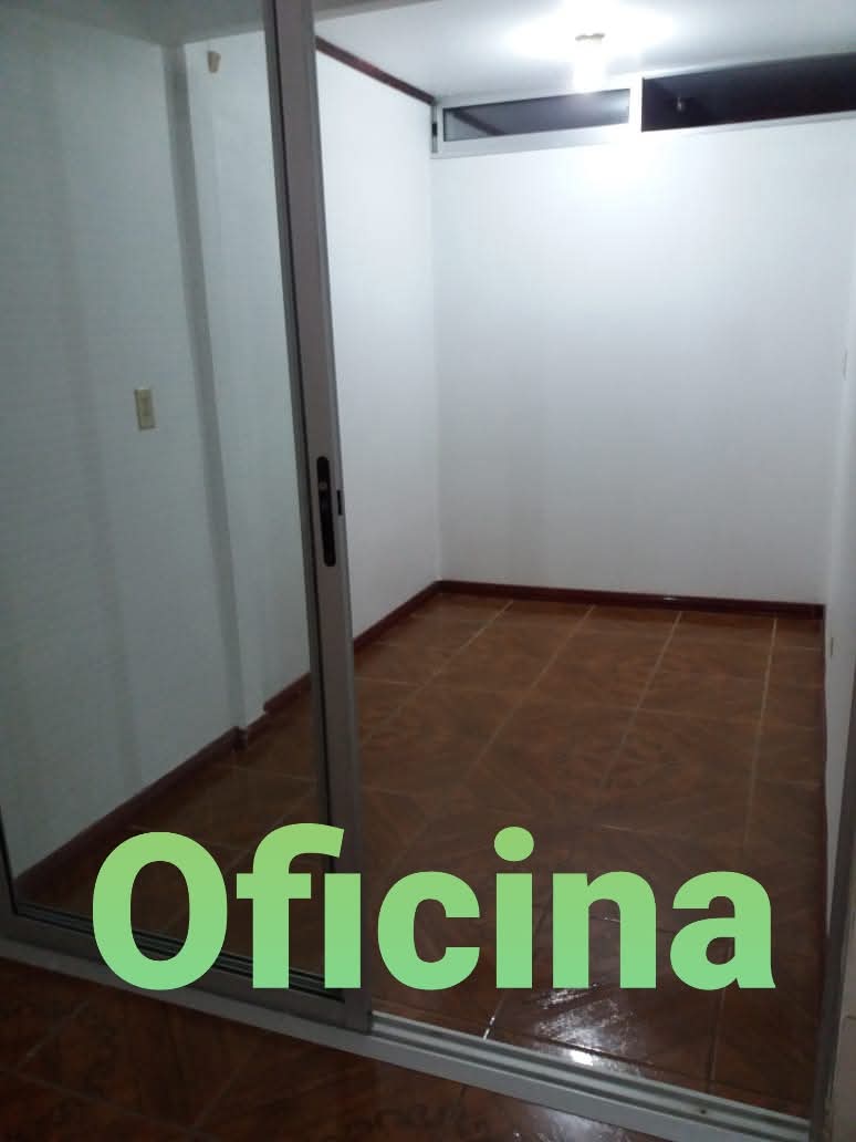 🏠 CASA EN ALQUILER – CARTAGO ¿Busca una casa amplia, cómoda 4