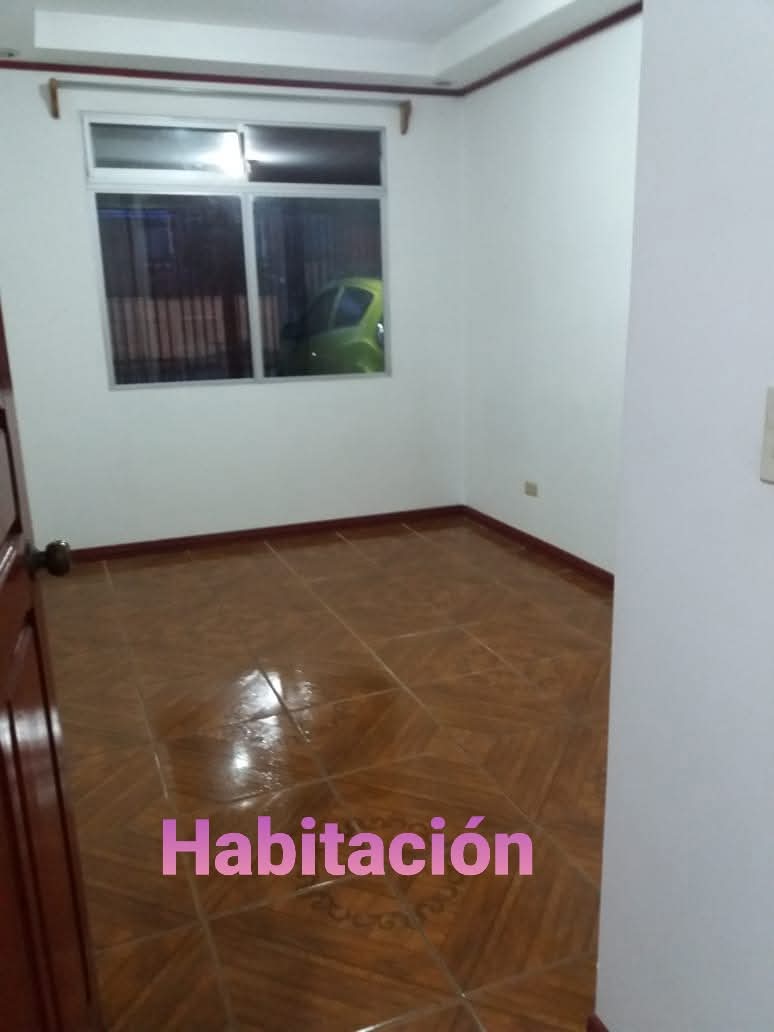 🏠 CASA EN ALQUILER – CARTAGO ¿Busca una casa amplia, cómoda 6